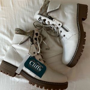 Cliffs by White Mountain Woman’s Winter Boots